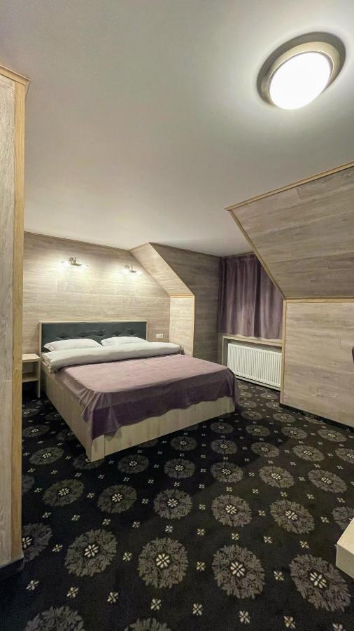 Royal Bucovina Residence Adults Only-Self Check-In Campulung Moldovenesc Ngoại thất bức ảnh