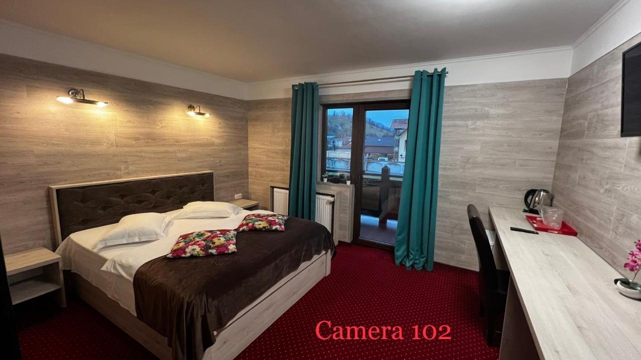 Royal Bucovina Residence Adults Only-Self Check-In Campulung Moldovenesc Ngoại thất bức ảnh
