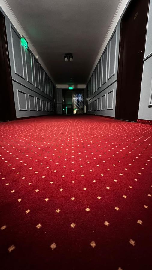 Royal Bucovina Residence Adults Only-Self Check-In Campulung Moldovenesc Ngoại thất bức ảnh